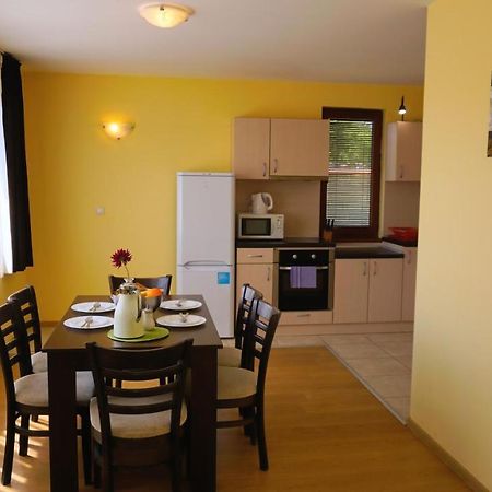 Вила Делфин - Villa Delfin Bŭlgarevo Extérieur photo