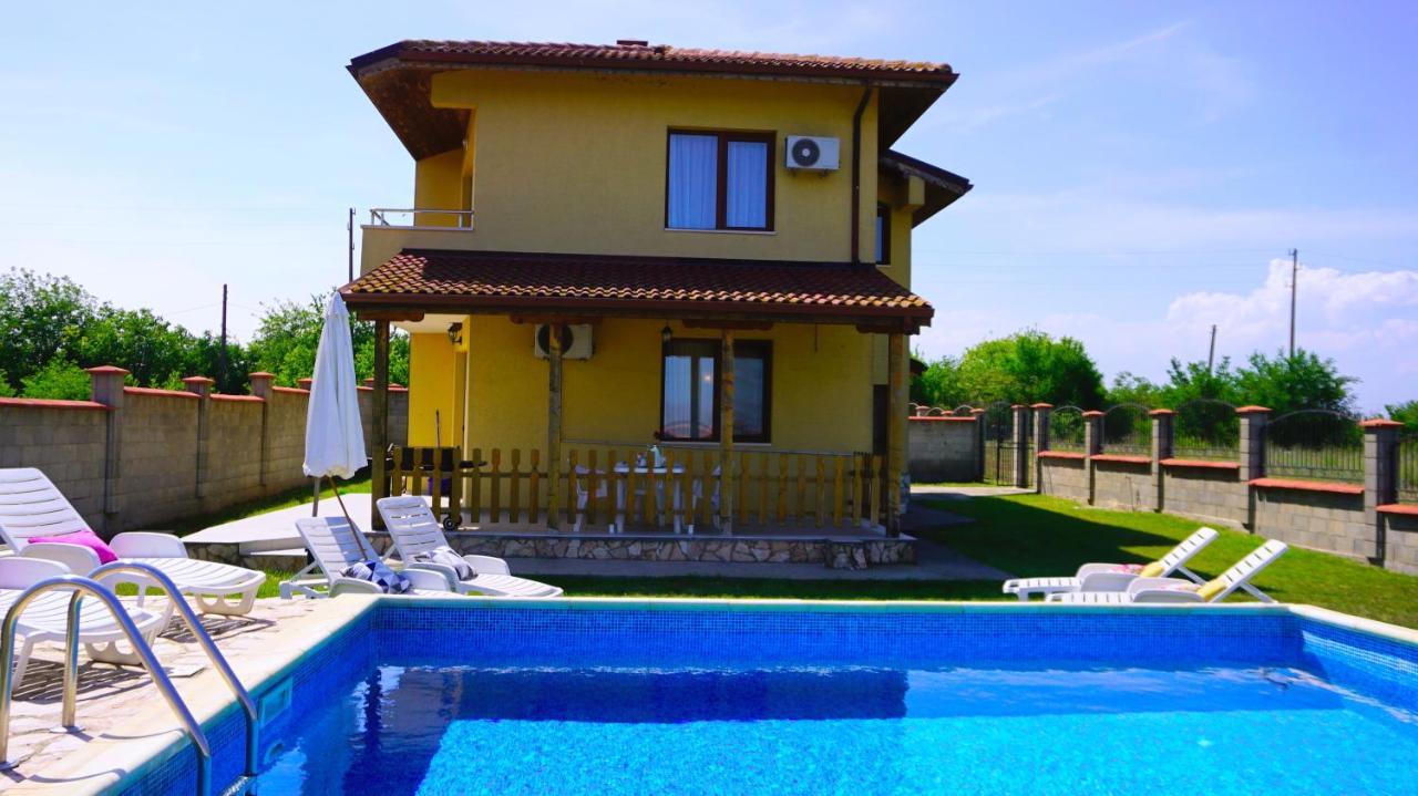Вила Делфин - Villa Delfin Bŭlgarevo Extérieur photo